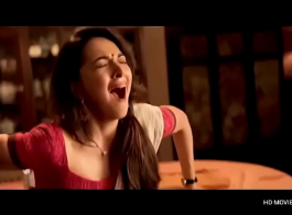Karishma Kapoor Sex Video Karishma Kapoor Sex Video