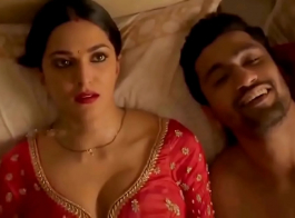 Kareena Kapoor Nangi Sexy Video